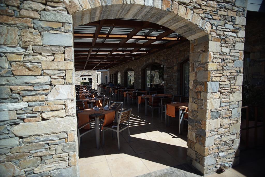 Valis Resort Hotel Vólos Extérieur photo The interior of the restaurant